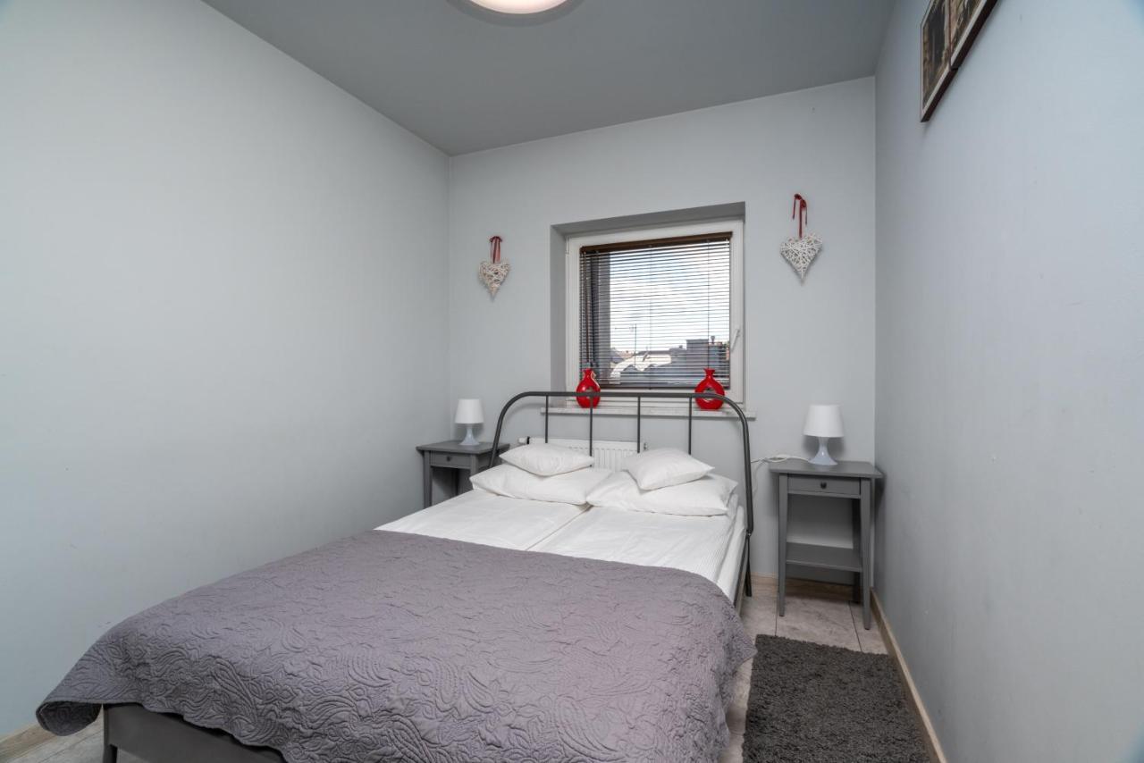 Apartament Deluxe Apartment Wadowice Bagian luar foto